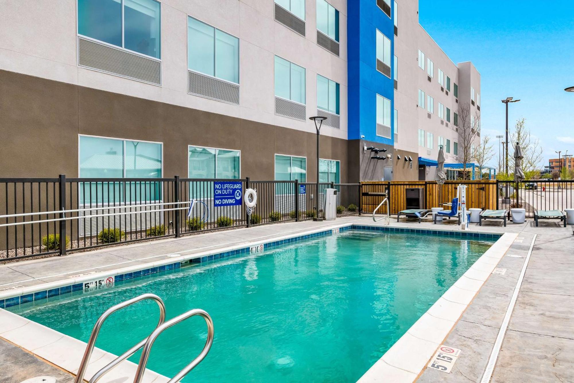Hotel Tru By Hilton Midland, Tx Extérieur photo